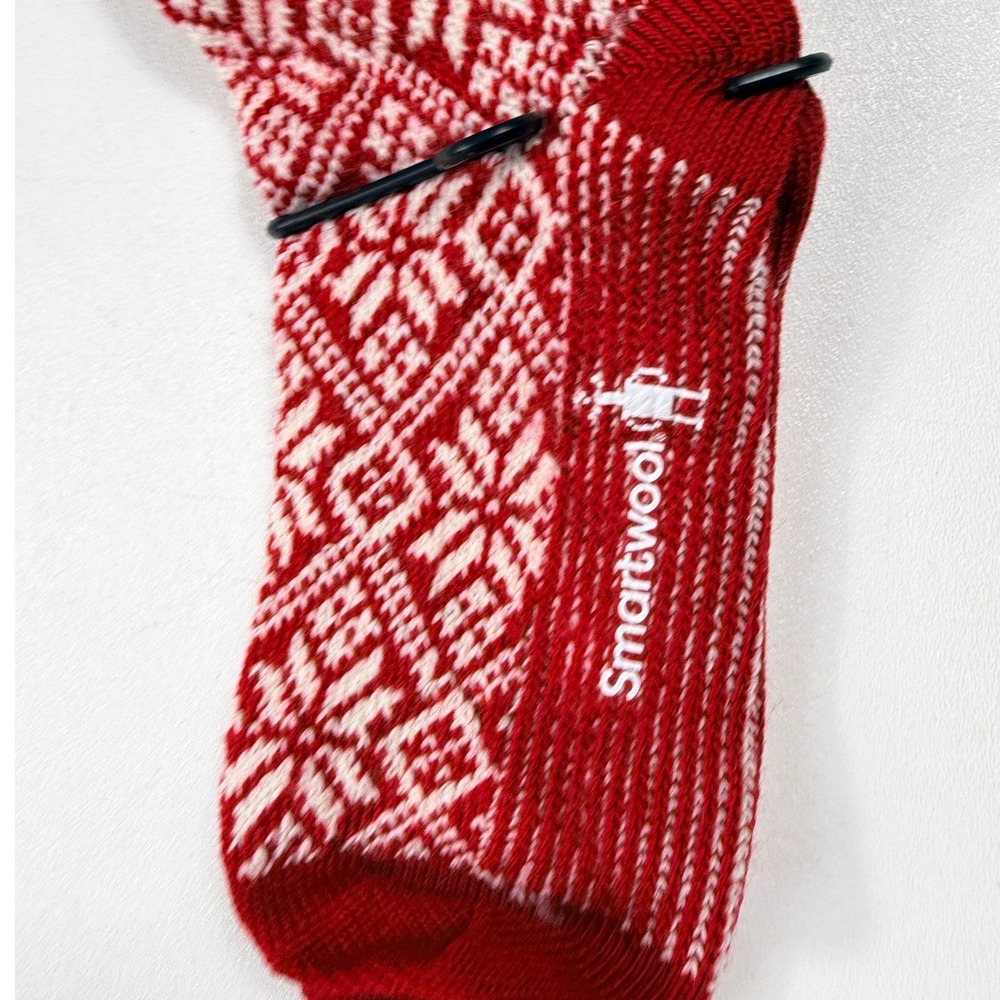 Smartwool Traditional Snowflake Crew Socks Womens L Crimson Red Merino New - Picture 7 of 9